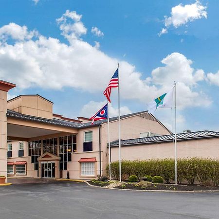 Quality Hotel Conference Center Cincinnati Blue Ash Bagian luar foto