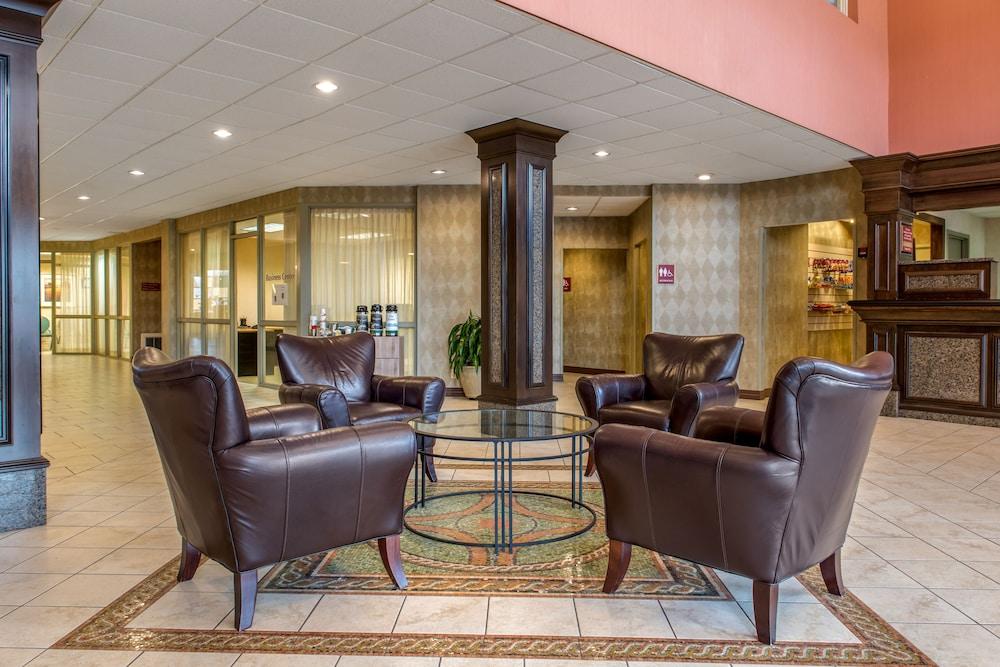 Quality Hotel Conference Center Cincinnati Blue Ash Bagian luar foto