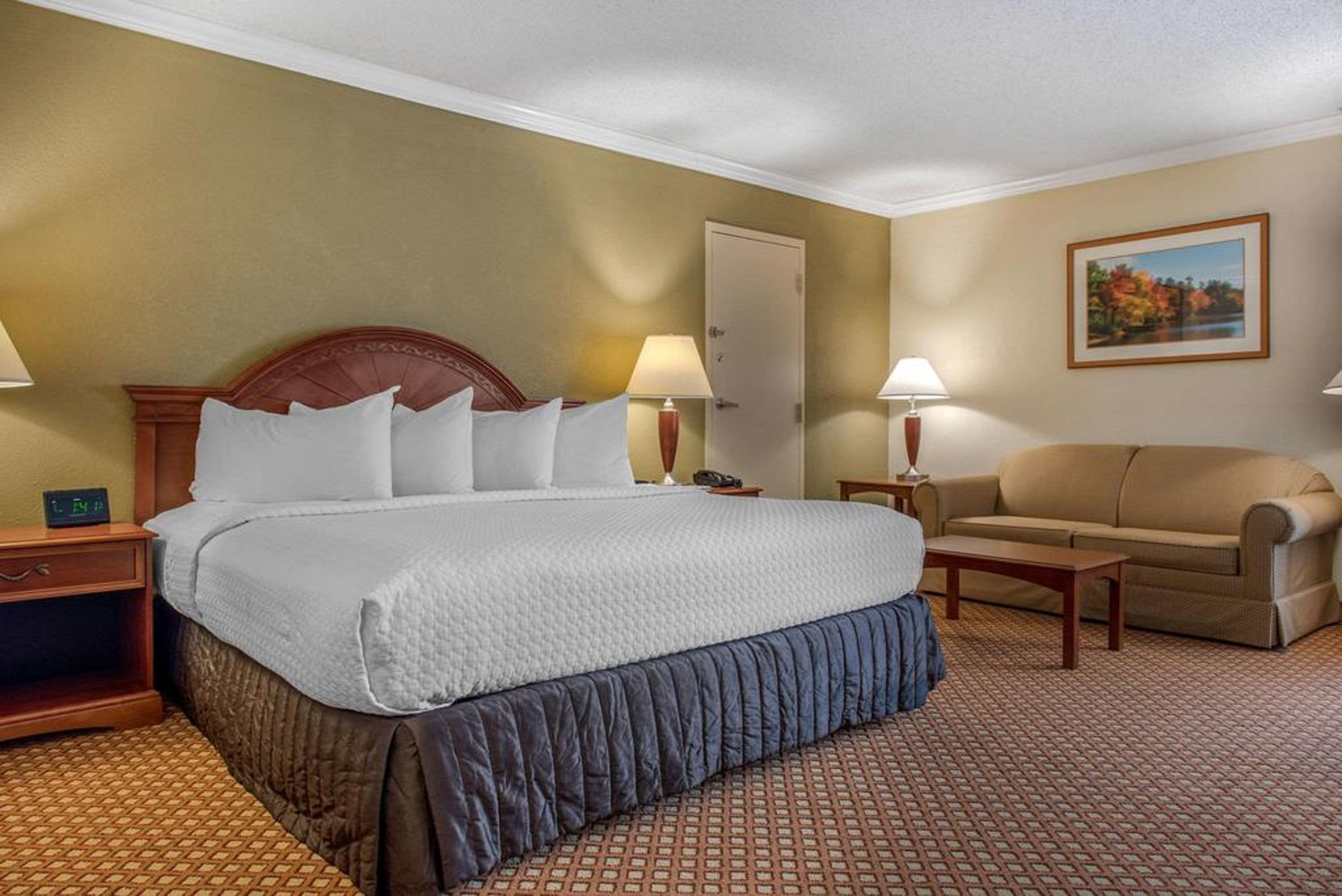 Quality Hotel Conference Center Cincinnati Blue Ash Bagian luar foto