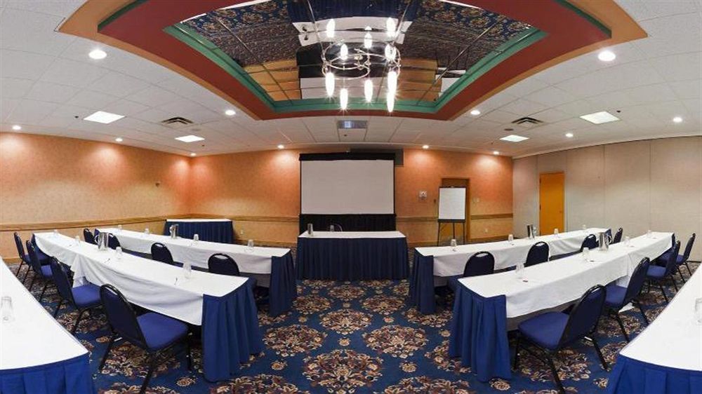 Quality Hotel Conference Center Cincinnati Blue Ash Bagian luar foto