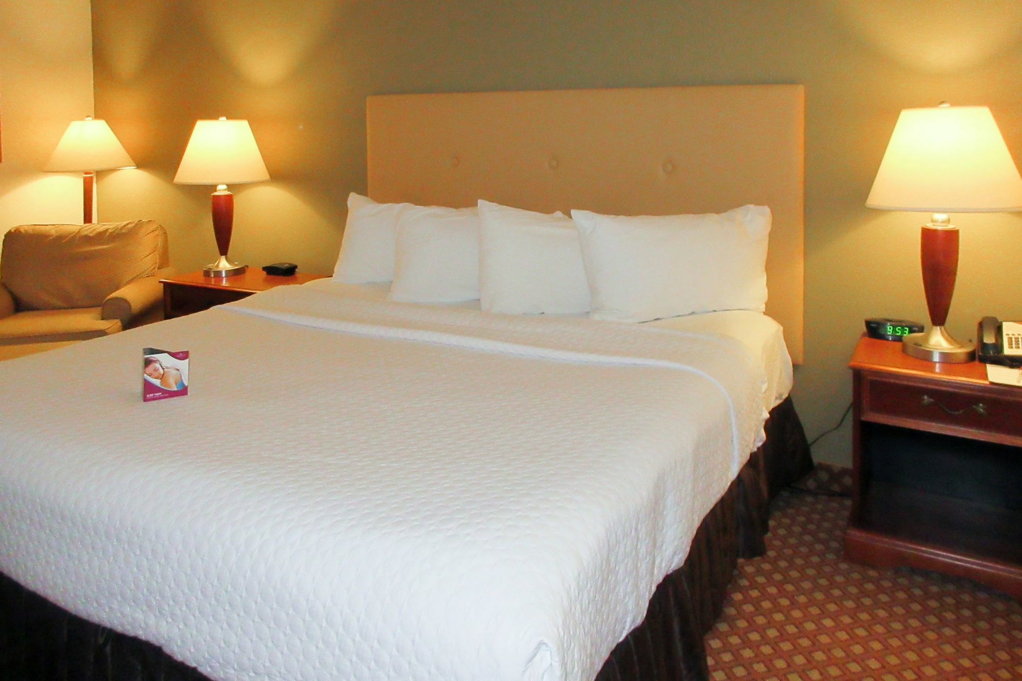 Quality Hotel Conference Center Cincinnati Blue Ash Bagian luar foto